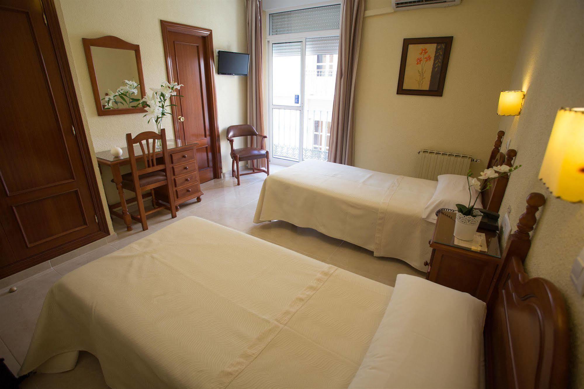 Hotel Sur มาลากา ภายนอก รูปภาพ